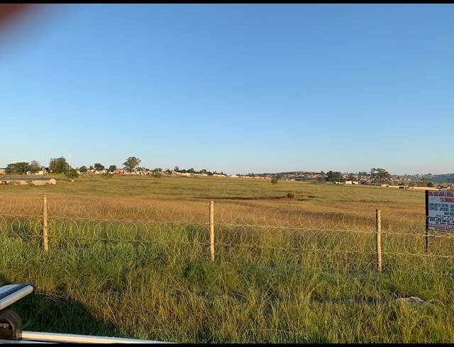 5.70HA VACANT LAND FOR SALE IN NCAMBEDLANA
